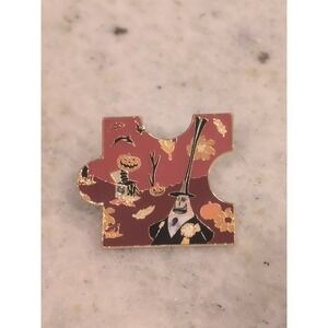 Disney Loungefly The Nightmare Before Christmas BoxLunch Exc Puzzle Pin ( Mayor)